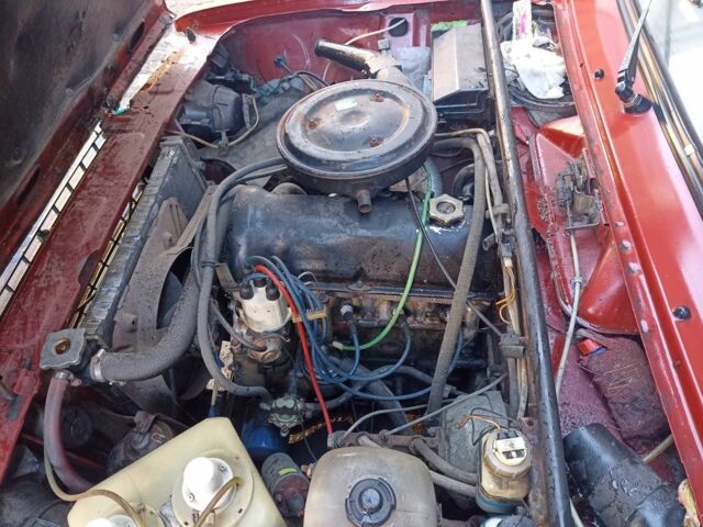 ВАЗ 2107 1998 в Боярка на Automoto.ua Красный ВАЗ 2107, объемом двигателя 1.5 л и пробегом 86 тыс. км за 475 $, фото 5 на Automoto.ua