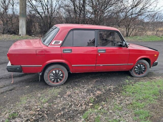 ВАЗ 2107 1998 в Житомире на Automoto.ua Красный ВАЗ 2107, объемом двигателя 1.6 л и пробегом 3 тыс. км за 1150 $, фото 7 на Automoto.ua