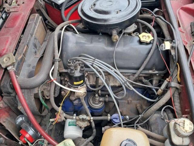 ВАЗ 2107 1998 в Житомире на Automoto.ua Красный ВАЗ 2107, объемом двигателя 1.6 л и пробегом 3 тыс. км за 1150 $, фото 3 на Automoto.ua