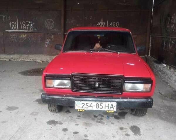 Красный ВАЗ 2107, объемом двигателя 1.6 л и пробегом 100 тыс. км за 850 $, фото 1 на Automoto.ua