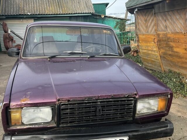 Красный ВАЗ 2107, объемом двигателя 1.6 л и пробегом 5 тыс. км за 430 $, фото 3 на Automoto.ua