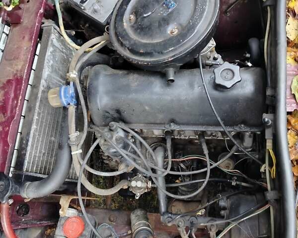 Красный ВАЗ 2107, объемом двигателя 1.5 л и пробегом 201 тыс. км за 650 $, фото 6 на Automoto.ua