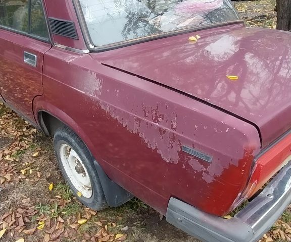 ВАЗ 2107 1999 у Дніпро (Дніпропетровську) на Automoto.ua Червоний ВАЗ 2107, об'ємом двигуна 1.5 л та пробігом 150 тис. км за 831 $, фото 3 на Automoto.ua