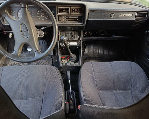 Червоний ВАЗ 2107, об'ємом двигуна 0 л та пробігом 60 тис. км за 850 $, фото 3 на Automoto.ua