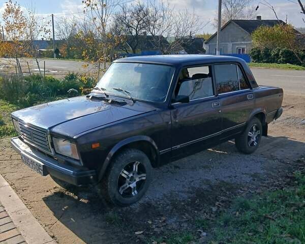 Червоний ВАЗ 2107, об'ємом двигуна 0 л та пробігом 170 тис. км за 1100 $, фото 2 на Automoto.ua