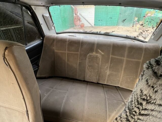 Красный ВАЗ 2107, объемом двигателя 1.6 л и пробегом 5 тыс. км за 430 $, фото 8 на Automoto.ua