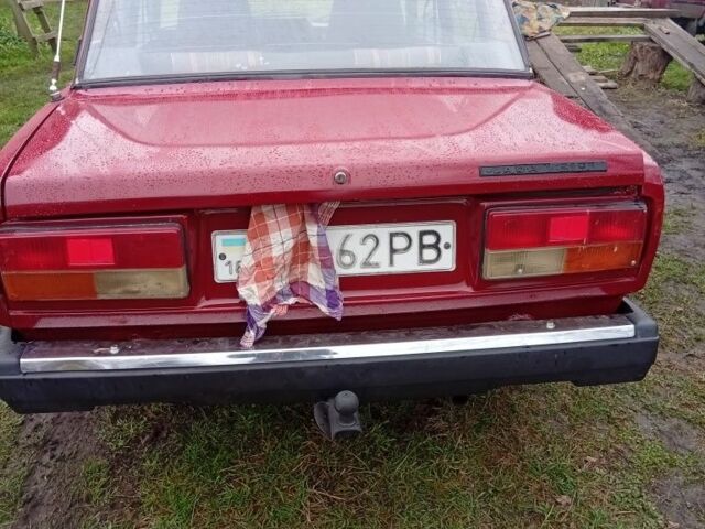 Красный ВАЗ 2107, объемом двигателя 0 л и пробегом 30 тыс. км за 900 $, фото 2 на Automoto.ua