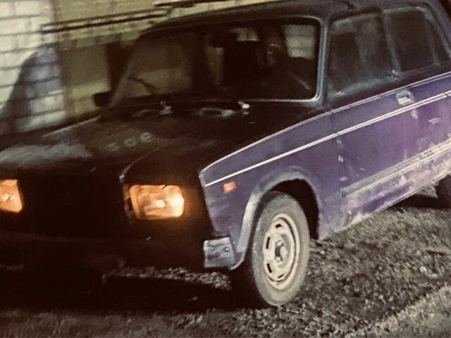 Червоний ВАЗ 2107, об'ємом двигуна 1.6 л та пробігом 75 тис. км за 450 $, фото 1 на Automoto.ua