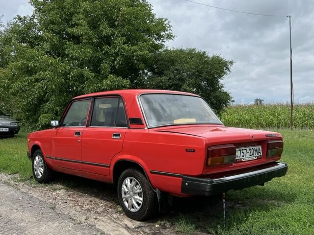 Красный ВАЗ 2107, объемом двигателя 1.5 л и пробегом 90 тыс. км за 650 $, фото 4 на Automoto.ua