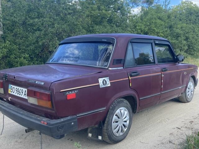 Красный ВАЗ 2107, объемом двигателя 1.5 л и пробегом 3 тыс. км за 450 $, фото 3 на Automoto.ua