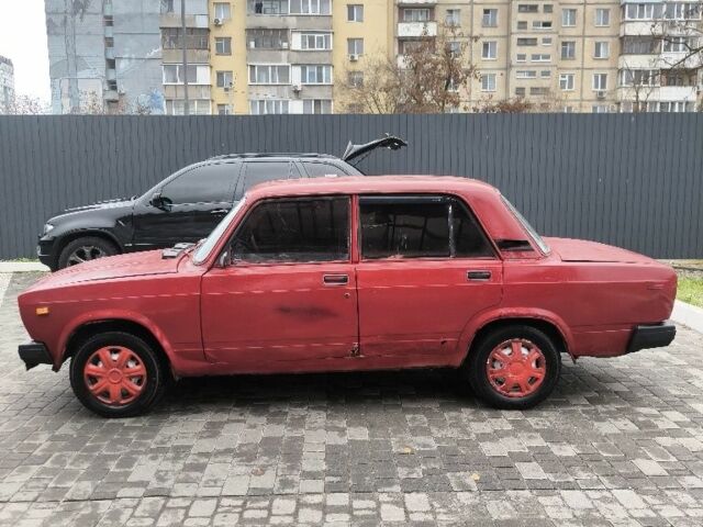 Червоний ВАЗ 2107, об'ємом двигуна 0 л та пробігом 222 тис. км за 350 $, фото 7 на Automoto.ua