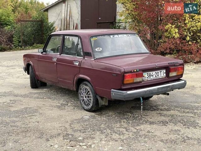 Красный ВАЗ 2107, объемом двигателя 1.5 л и пробегом 100 тыс. км за 599 $, фото 2 на Automoto.ua