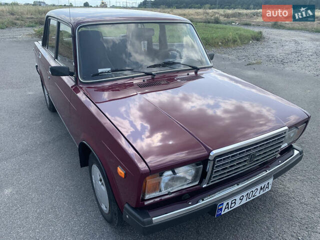 Красный ВАЗ 2107, объемом двигателя 1.5 л и пробегом 78 тыс. км за 2100 $, фото 13 на Automoto.ua