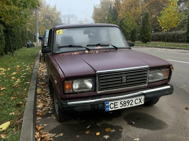 Красный ВАЗ 2107, объемом двигателя 1.5 л и пробегом 135 тыс. км за 1100 $, фото 4 на Automoto.ua