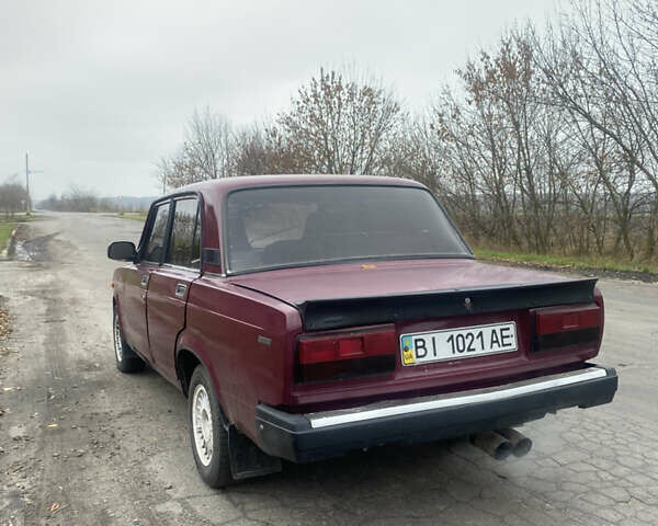 Красный ВАЗ 2107, объемом двигателя 1.45 л и пробегом 150 тыс. км за 1100 $, фото 3 на Automoto.ua