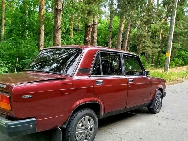 Красный ВАЗ 2107, объемом двигателя 1.5 л и пробегом 0 тыс. км за 1000 $, фото 8 на Automoto.ua