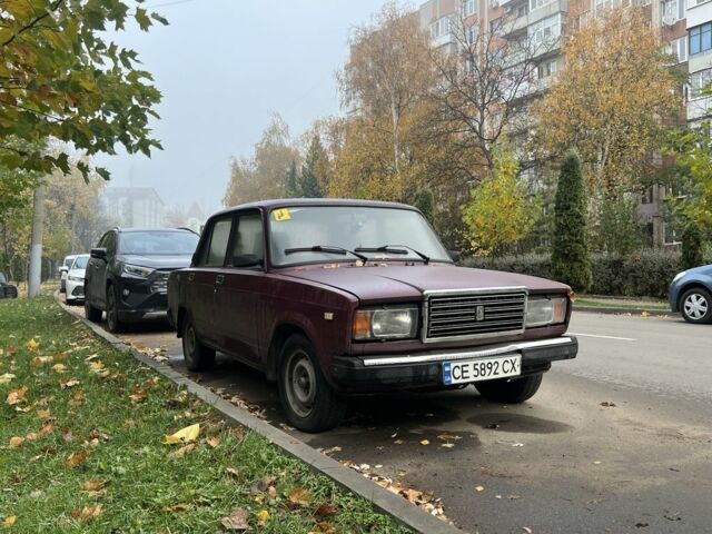 Красный ВАЗ 2107, объемом двигателя 1.5 л и пробегом 135 тыс. км за 1100 $, фото 5 на Automoto.ua