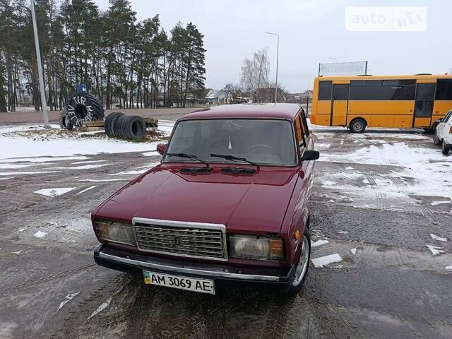 Червоний ВАЗ 2107, об'ємом двигуна 0 л та пробігом 150 тис. км за 1100 $, фото 1 на Automoto.ua