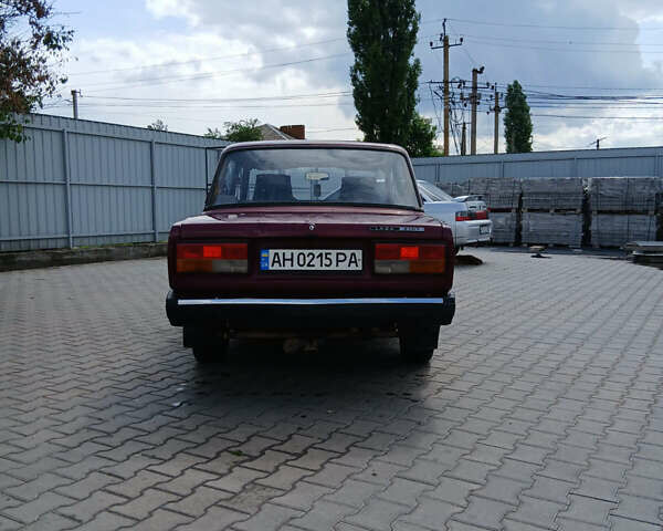 ВАЗ 2107 2001 в Славянске на Automoto.ua Красный ВАЗ 2107, объемом двигателя 1.5 л и пробегом 113 тыс. км за 1453 $, фото 1 на Automoto.ua