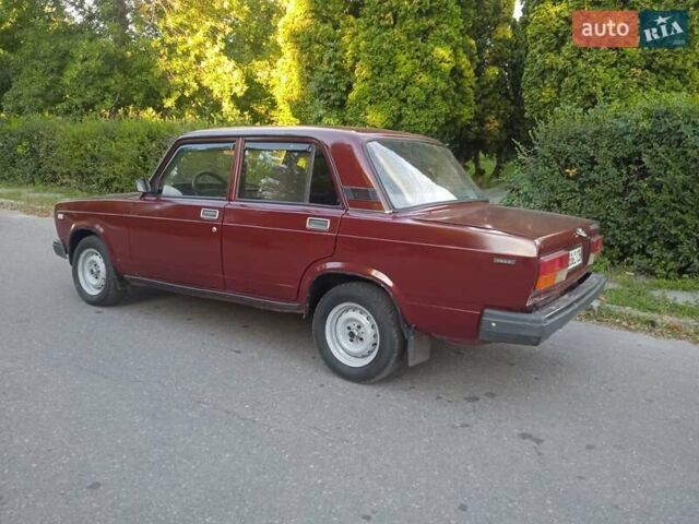 Красный ВАЗ 2107, объемом двигателя 1.5 л и пробегом 145 тыс. км за 850 $, фото 3 на Automoto.ua
