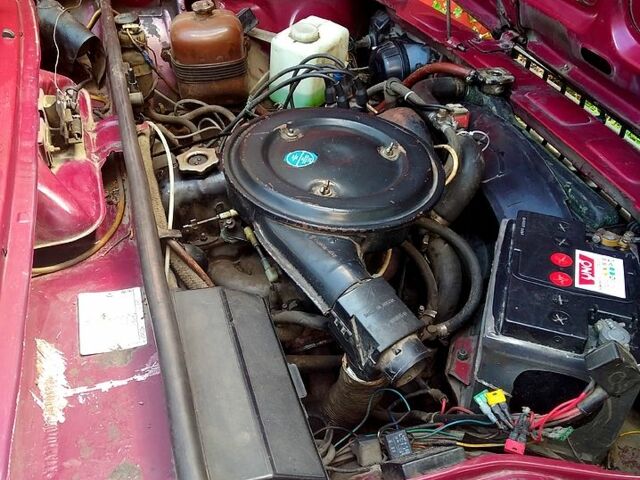 Красный ВАЗ 2107, объемом двигателя 1.5 л и пробегом 250 тыс. км за 1700 $, фото 6 на Automoto.ua