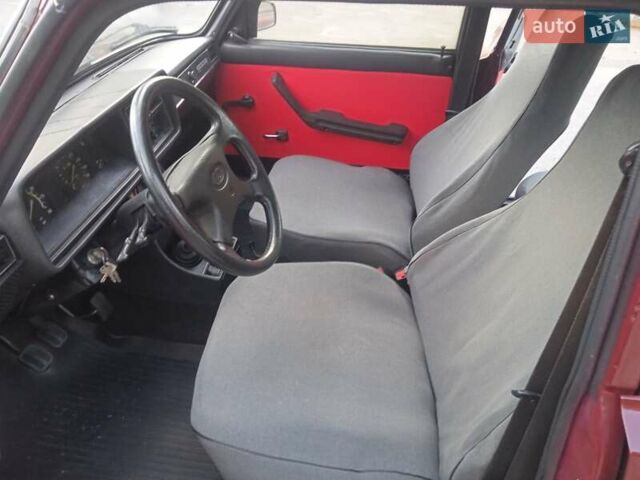 Красный ВАЗ 2107, объемом двигателя 1.5 л и пробегом 145 тыс. км за 850 $, фото 10 на Automoto.ua