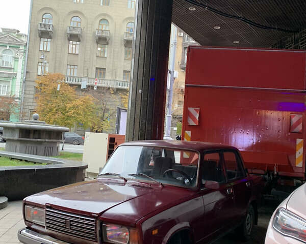 Красный ВАЗ 2107, объемом двигателя 1.45 л и пробегом 66 тыс. км за 1100 $, фото 8 на Automoto.ua