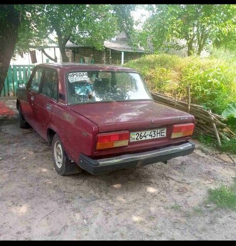 Красный ВАЗ 2107, объемом двигателя 0 л и пробегом 200 тыс. км за 1600 $, фото 2 на Automoto.ua