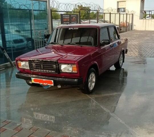 Червоний ВАЗ 2107, об'ємом двигуна 1.5 л та пробігом 210 тис. км за 1100 $, фото 2 на Automoto.ua