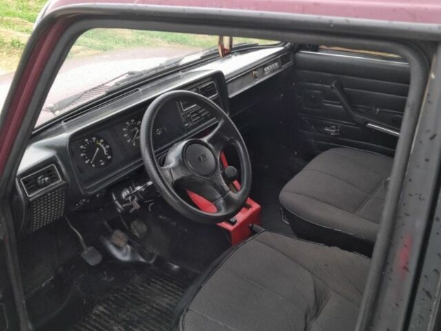 Червоний ВАЗ 2107, об'ємом двигуна 1.6 л та пробігом 1 тис. км за 713 $, фото 8 на Automoto.ua