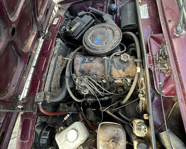 Красный ВАЗ 2107, объемом двигателя 1.5 л и пробегом 99 тыс. км за 1200 $, фото 4 на Automoto.ua