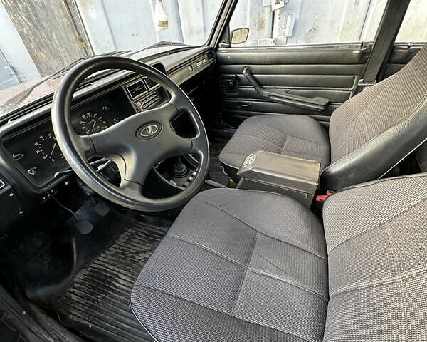 Красный ВАЗ 2107, объемом двигателя 1.5 л и пробегом 99 тыс. км за 1200 $, фото 5 на Automoto.ua