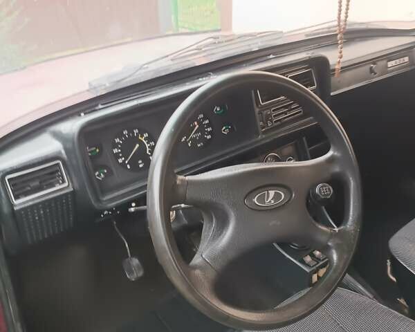 Красный ВАЗ 2107, объемом двигателя 1.45 л и пробегом 76 тыс. км за 1000 $, фото 9 на Automoto.ua