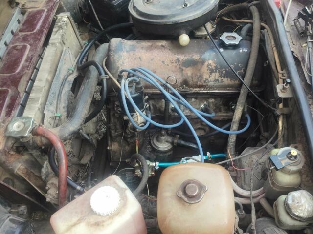 Красный ВАЗ 2107, объемом двигателя 1.6 л и пробегом 2 тыс. км за 1050 $, фото 3 на Automoto.ua