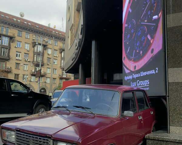 Красный ВАЗ 2107, объемом двигателя 1.45 л и пробегом 66 тыс. км за 1100 $, фото 7 на Automoto.ua