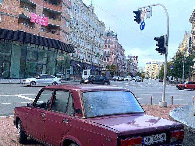 Красный ВАЗ 2107, объемом двигателя 1.5 л и пробегом 66 тыс. км за 1100 $, фото 9 на Automoto.ua