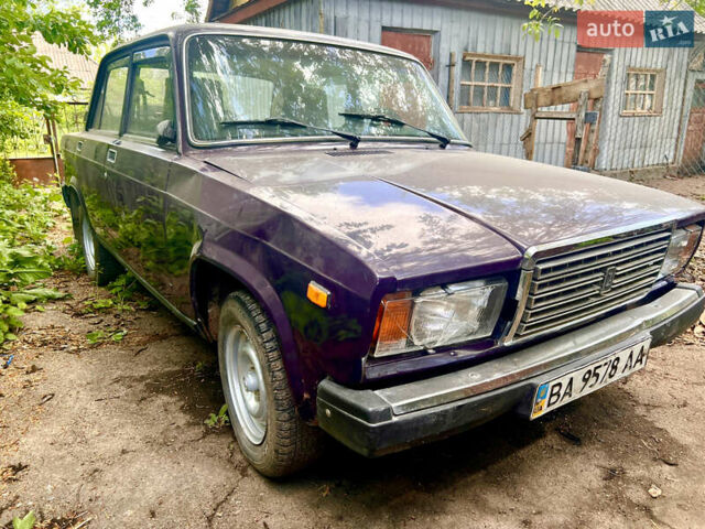 Красный ВАЗ 2107, объемом двигателя 1.5 л и пробегом 47 тыс. км за 720 $, фото 3 на Automoto.ua