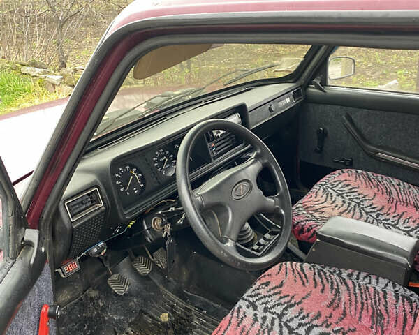 Червоний ВАЗ 2107, об'ємом двигуна 1.45 л та пробігом 300 тис. км за 900 $, фото 5 на Automoto.ua