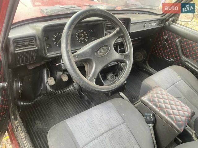 Красный ВАЗ 2107, объемом двигателя 1.6 л и пробегом 116 тыс. км за 1500 $, фото 5 на Automoto.ua