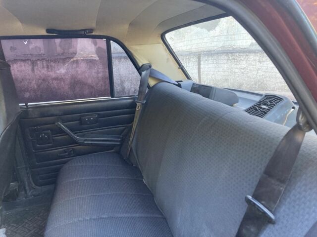 ВАЗ 2107 2002 в Каменское - Днепродзержинск на Automoto.ua Красный ВАЗ 2107, объемом двигателя 1.5 л и пробегом 39 тыс. км за 850 $, фото 7 на Automoto.ua