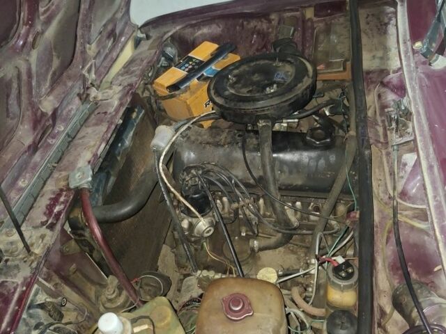 Красный ВАЗ 2107, объемом двигателя 1.6 л и пробегом 22 тыс. км за 850 $, фото 7 на Automoto.ua