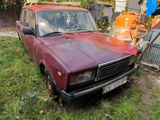 ВАЗ 2107 2002 в Черновцах на Automoto.ua Красный ВАЗ 2107, объемом двигателя 1.5 л и пробегом 106 тыс. км за 500 $, фото 3 на Automoto.ua