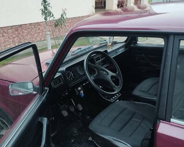 Красный ВАЗ 2107, объемом двигателя 1.45 л и пробегом 97 тыс. км за 1500 $, фото 4 на Automoto.ua