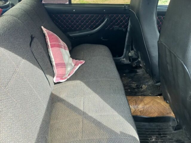 Красный ВАЗ 2107, объемом двигателя 1.5 л и пробегом 10 тыс. км за 549 $, фото 1 на Automoto.ua