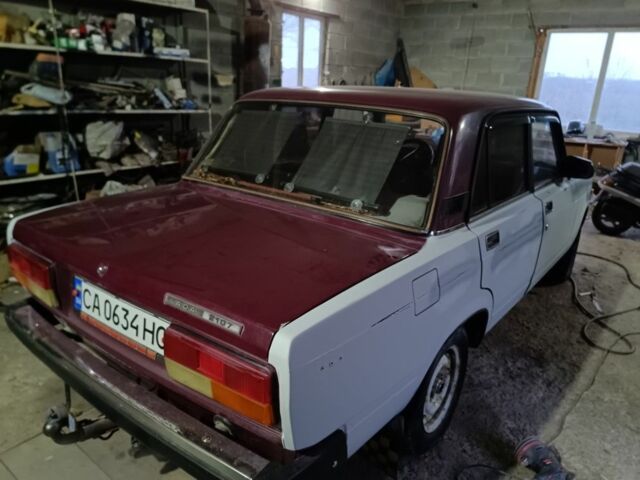 Червоний ВАЗ 2107, об'ємом двигуна 1.5 л та пробігом 177 тис. км за 650 $, фото 3 на Automoto.ua