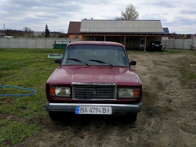 Красный ВАЗ 2107, объемом двигателя 1.5 л и пробегом 145 тыс. км за 500 $, фото 5 на Automoto.ua