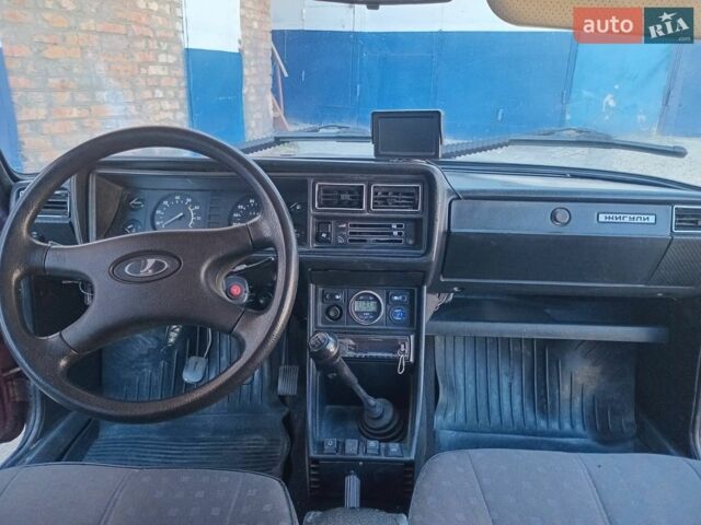Червоний ВАЗ 2107, об'ємом двигуна 1.45 л та пробігом 254 тис. км за 950 $, фото 9 на Automoto.ua