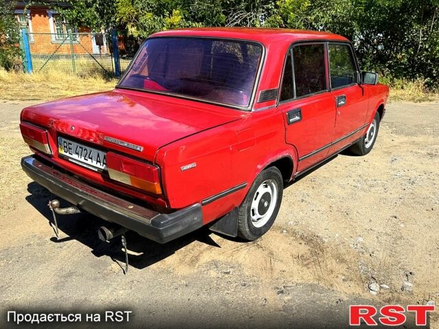 Красный ВАЗ 2107, объемом двигателя 1.5 л и пробегом 44 тыс. км за 1000 $, фото 6 на Automoto.ua