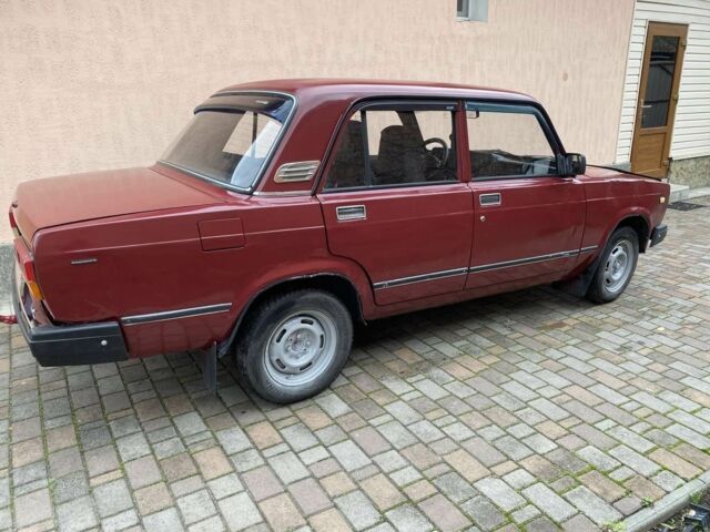 Червоний ВАЗ 2107, об'ємом двигуна 1 л та пробігом 100 тис. км за 596 $, фото 5 на Automoto.ua