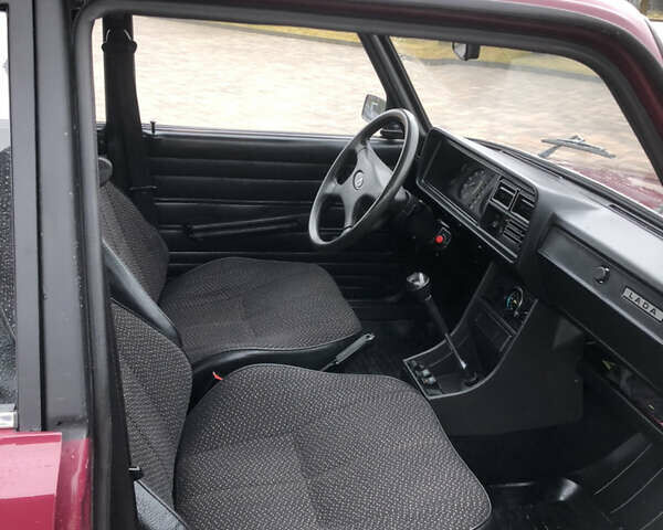 Червоний ВАЗ 2107, об'ємом двигуна 1.6 л та пробігом 72 тис. км за 2250 $, фото 11 на Automoto.ua